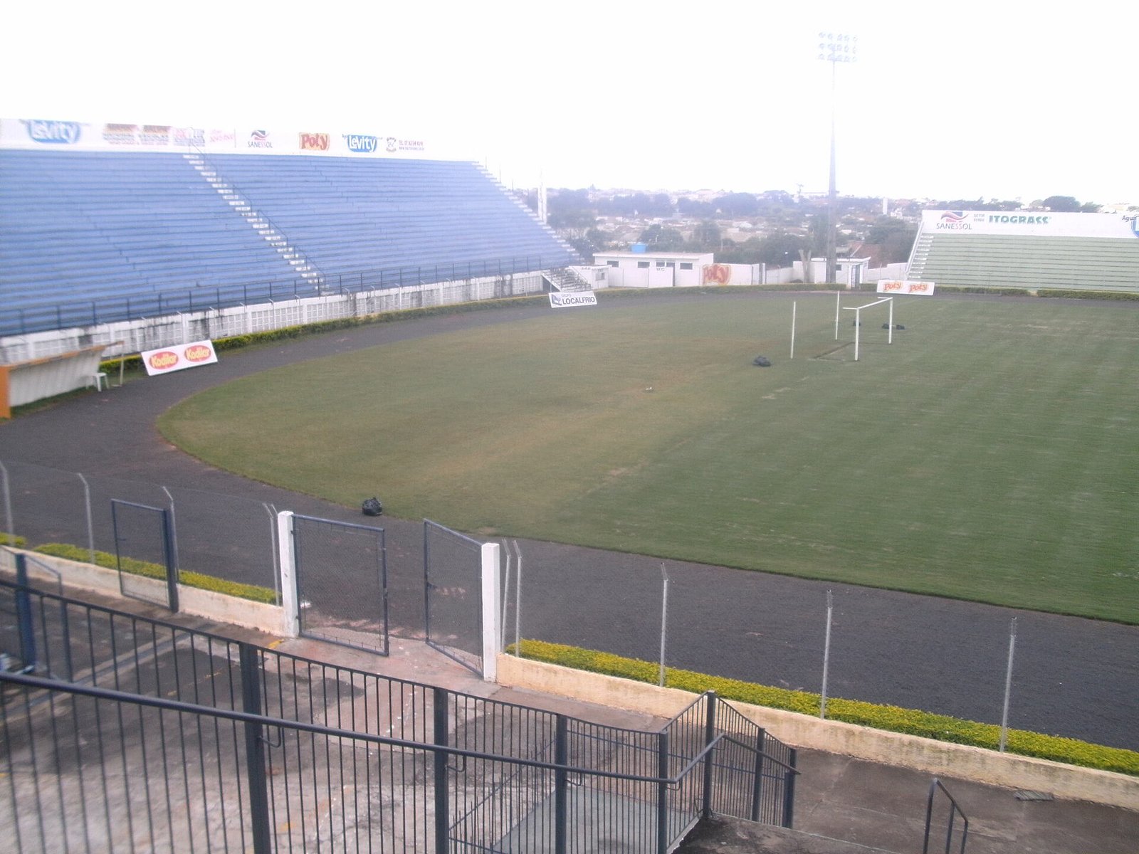 Mirassol joga bem na altitude, mas cai nos pênaltis para a LDU