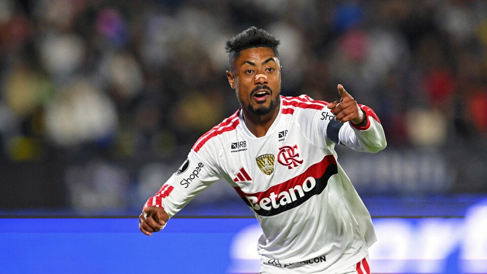Bruno Henrique marca de novo na altitude e chega a cinco gols na Libertadores