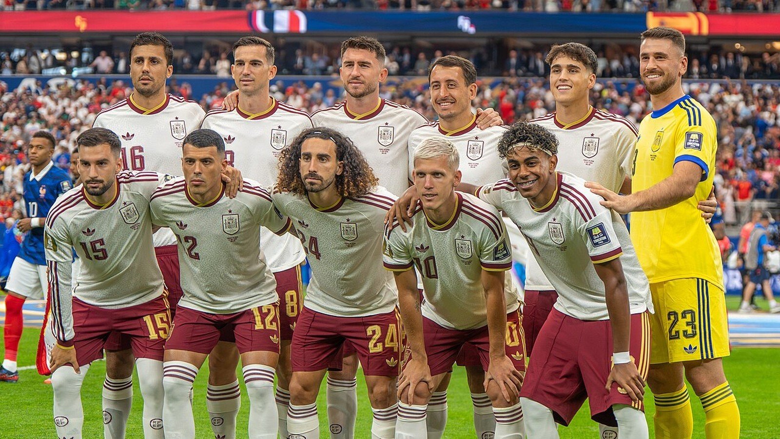 Lamine Yamal brilha, Espanha goleia a Croácia por 4 a 1 e chega a 40 jogos invicta