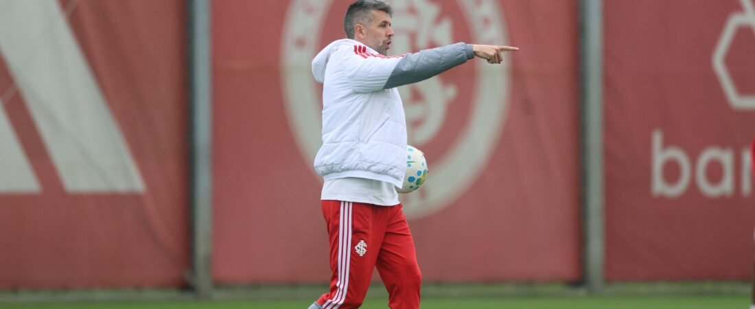 Internacional bate a Chapecoense por 2 a 1 e encerra jejum no Brasileirão