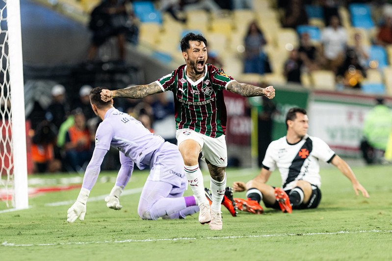 Lucho Acosta decide clássico e vira peça-chave do Fluminense